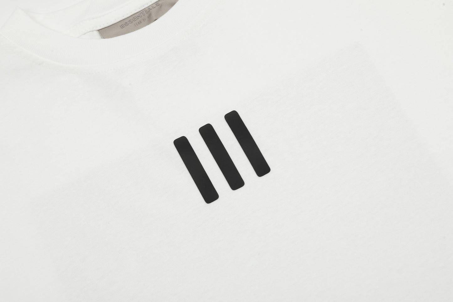 FOG  Essentials T-shirt